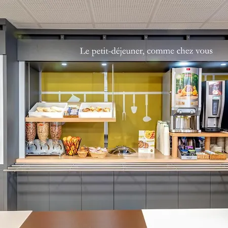 Louveciennes Отель Ле-Пор-Марли