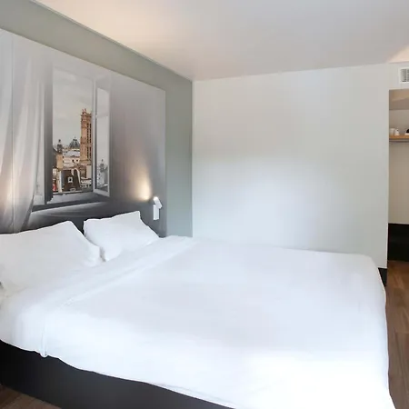 Louveciennes 2* Ле-Пор-Марли